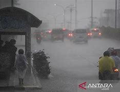 Hujan Badai Petir Adalah Beberapa Ciri Musim